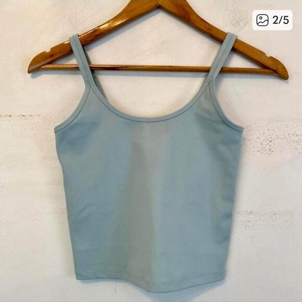 GIRLFRIEND COLLECTIVE misty sage workout top